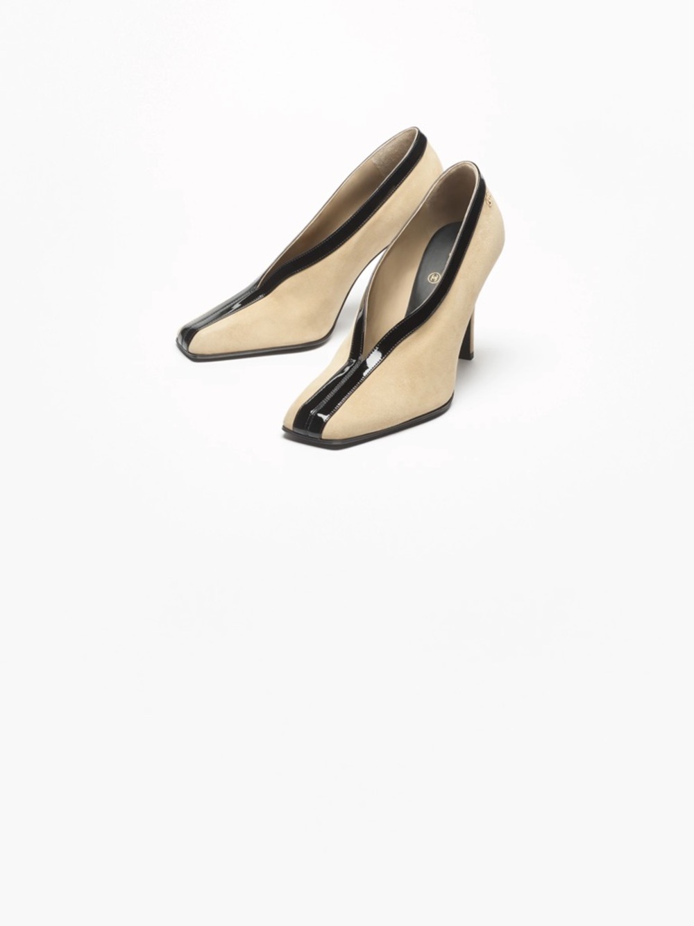 Suede kidskin & patent calfskin beige & black pump CHANEL AUTHENTIC WITH RECEIPT - Picture 2 of 3